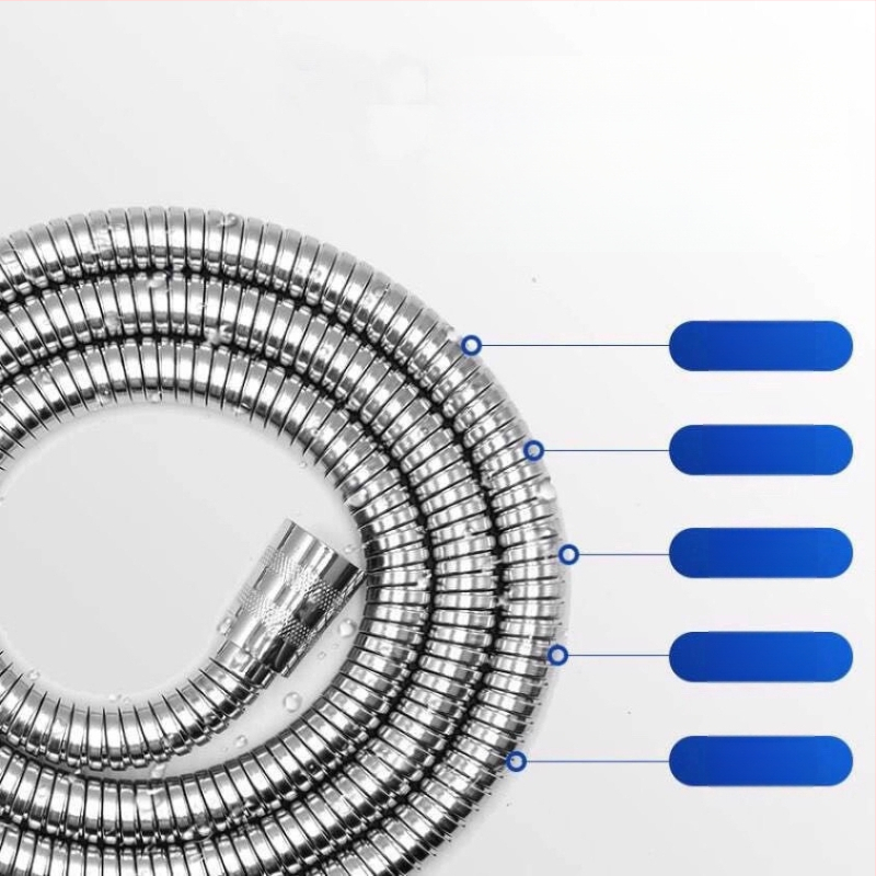 Nerūdijančio plieno dušo žarna su spyruokliniu korpusu, vario šerdimi, 4 taškų dušo vamzdis, tiesioginė instaliacija