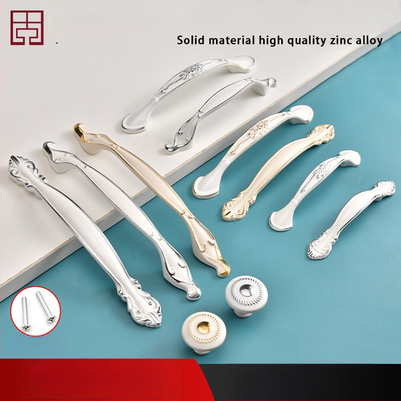 Spintelės rankena – šiuolaikiškas minimalistinis stilius, cinko lydinys, baro formos, paslėptas montavimas, modeliai 919/912/2026/2010