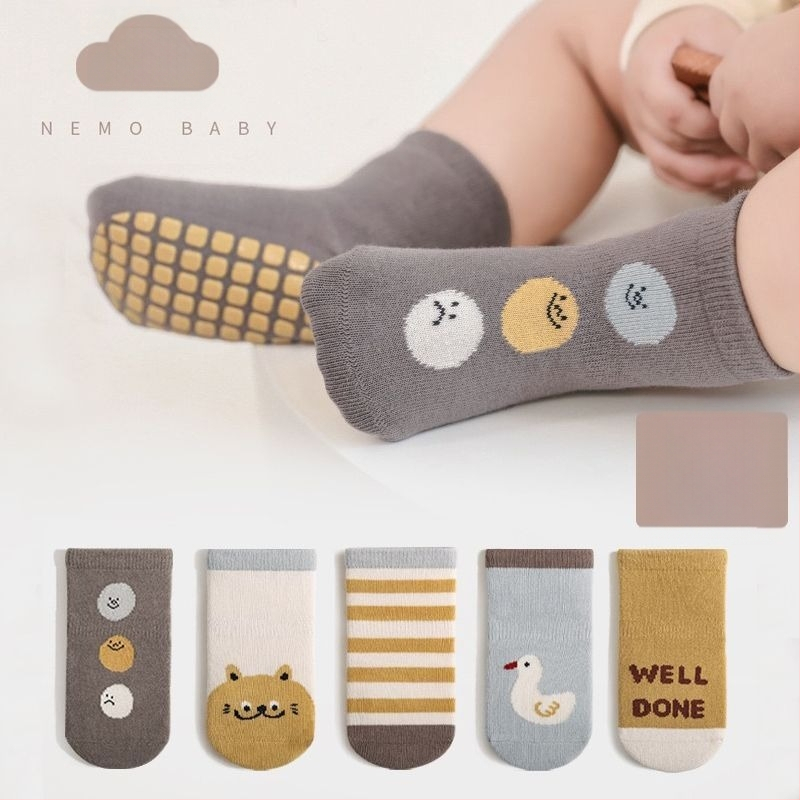 Beebide puuvillased sokid keskmise varre kõrgusega, libisemisvastane kummist tald, hingavad, kevad-sügis