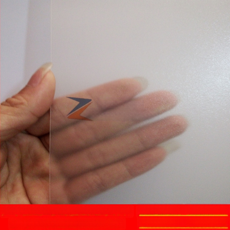 PVC leht: matt ja läbipaistev, ekstruditud, paksus 0.2-2 mm, kaubamärk Xur