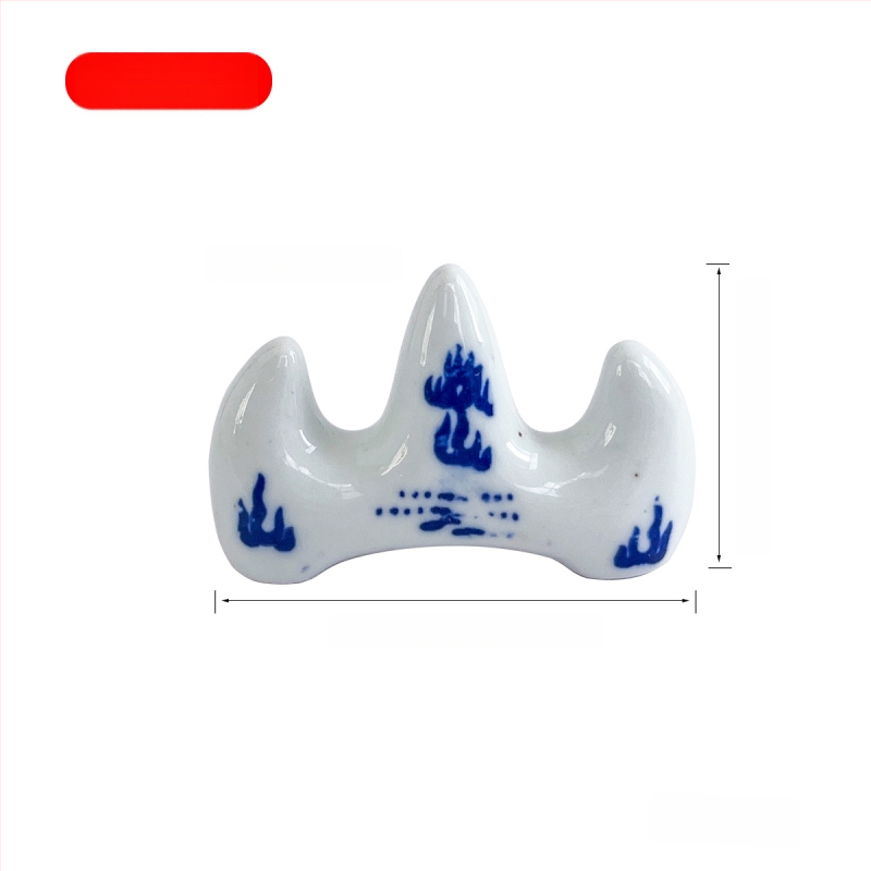 Keraminis šepetėlių laikiklis kalno formos, mėlynos ir baltos porcelianos stilius, piešimui ir meno pamokoms