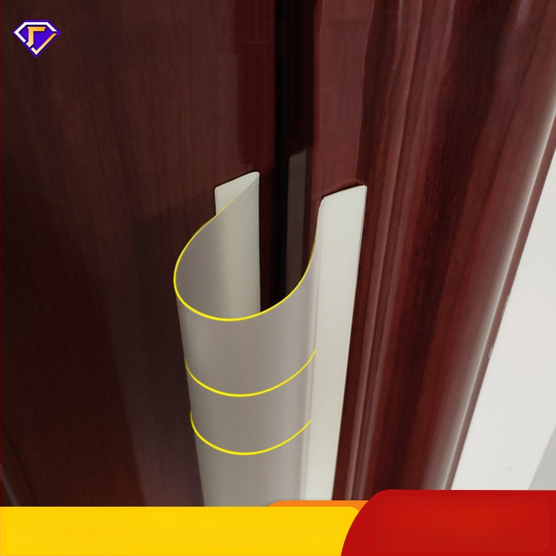 Durų siūlių apsaugos juosta – lipni, animacinio stiliaus durų kortelė, 1 vnt