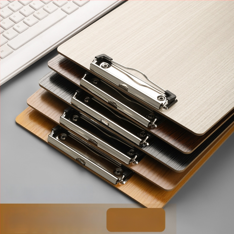 Medinis eskizų aplankas su 10 mm segtuvu, 3 mm plokštele ir 3 mm nugaros pločiu