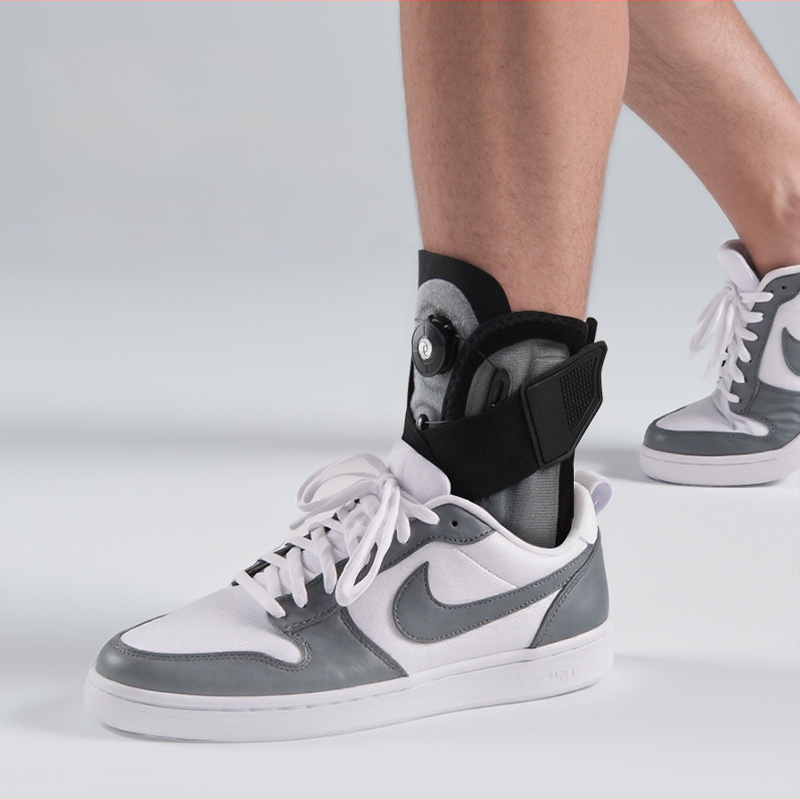 Nelix hüppeliigese toetus rehabilitatsiooniks – Põhiline materjal: Velcro-kinnitusrihm; Täiskasvanutele; Kategooria: hüppeliigese toetus; Kaitstav kehaosa: hüppeliiges