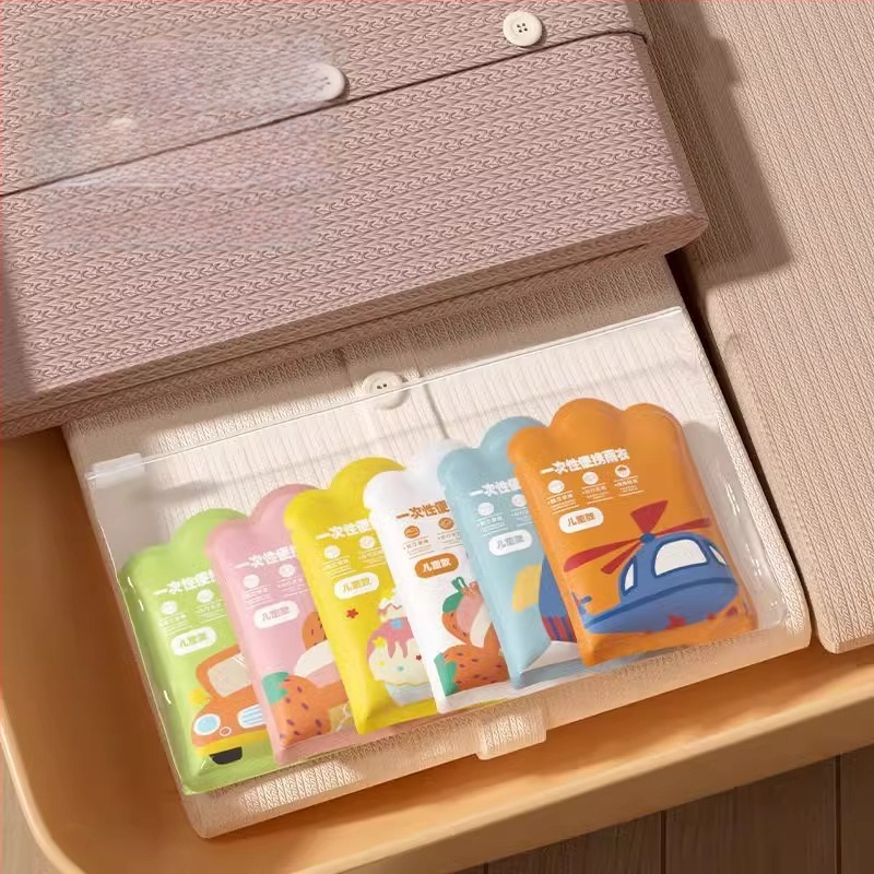 Ühekordne lapse vihm pončo, täis pikkus, multikas stiilis, paks versioon