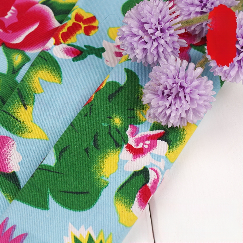 100% medvilnės twill džakardo audinys su augaliniu spaudu — šiaurės rytų stiliaus didelis gėlių motyvas