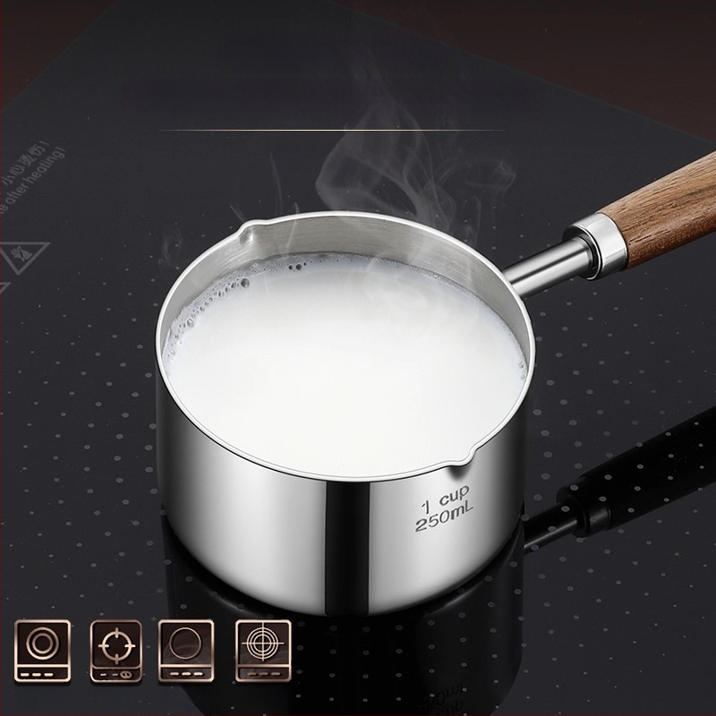 304 nerūdijančio plieno aliejinė keptuvė, plokščią dugną, be dangos, 3,5 cm gylio, skirta įkaitinti aliejų ir skoninti