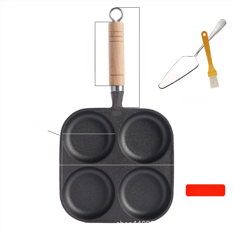 Ketausinė keptuvė su keturiomis skylėmis, be paviršiaus, plokščiu dugnu, skirta omletoms, blynom ir kiaušinių burgeriams