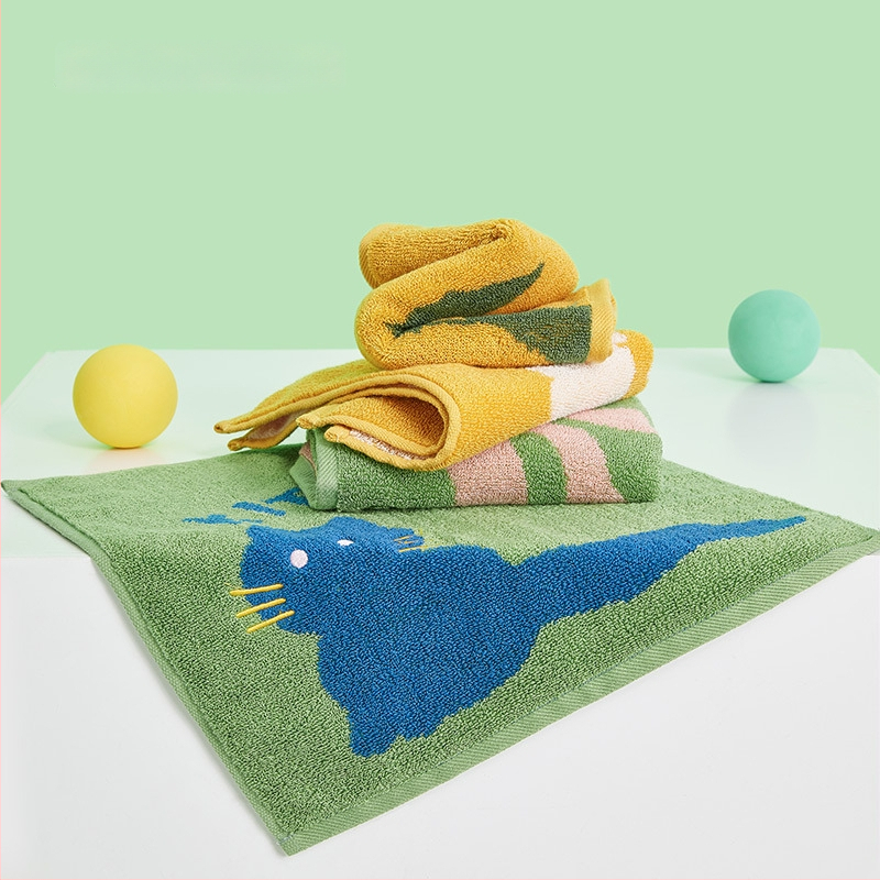 Sanli vaikiškas karikatūrų kvadratinis veido rankšluostis, medvilnė, 32s gija, jacquard audinys, vandens įsisavinimas 5–10 s