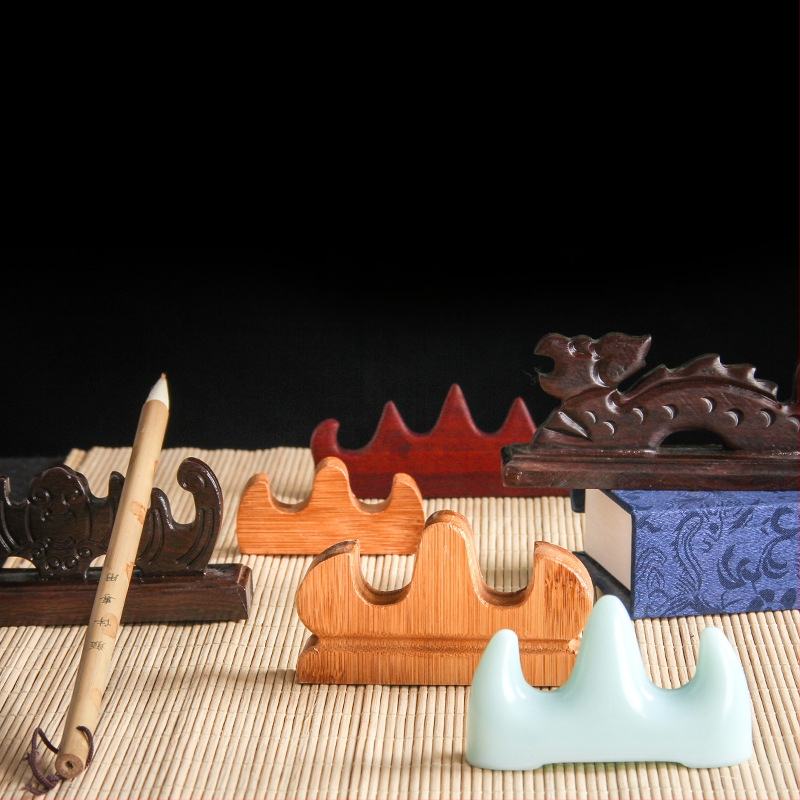 Rašiklio ir šepetėlio laikiklis – modelis bg1, Purple fangzhai; medžiaga: plastikas/bambukas/medis; logotipo spausdinimas prieinamas; personalizavimas prieinamas