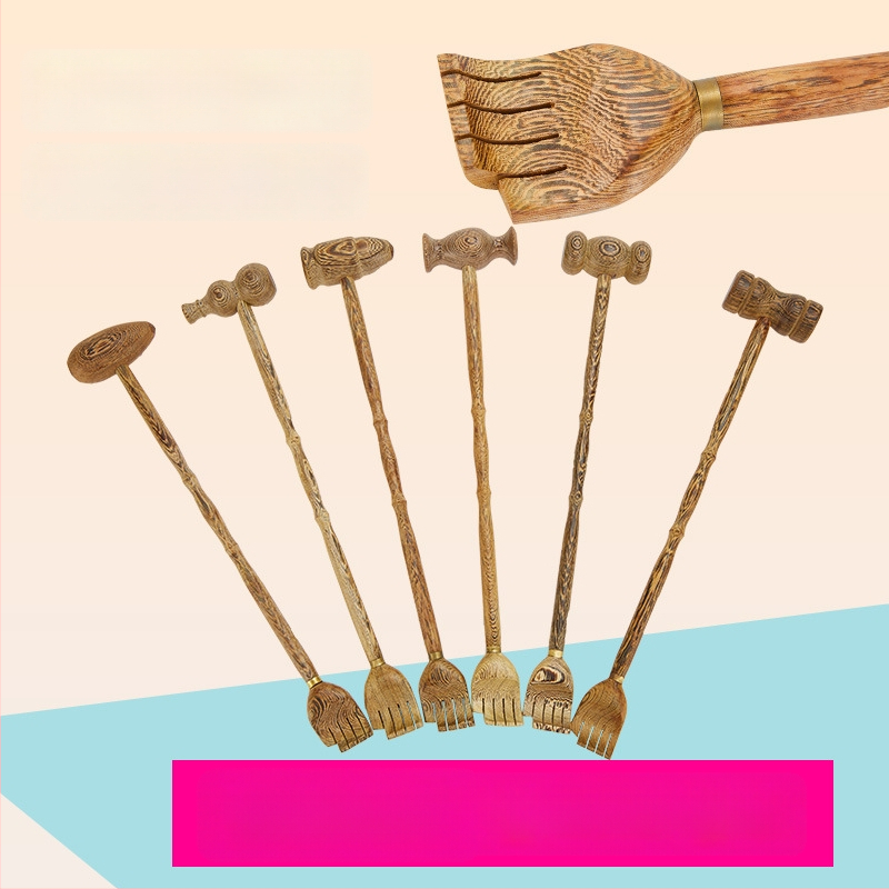 Medinis niežėjimo šukavimo įrankis ir dviejų paskirčių masažo įrankis su ilga rankena, rankų darbo tekstūra, medžiaga Redwood, modernus minimalistinis stilius namų apstatymui