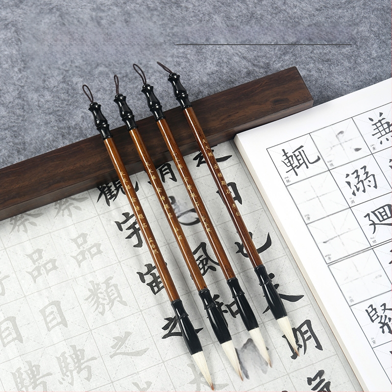 Medinis šepetėlių laikiklis su drakonų galva, 8 adatos, modelis D2987, TT/Tiantian Practice