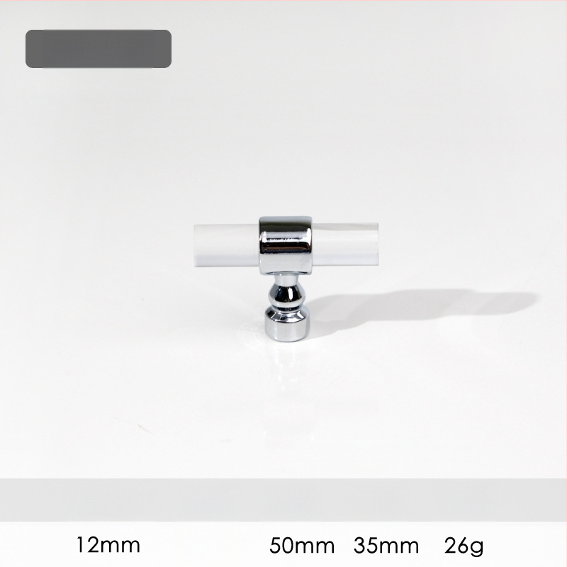 Spintelės durų rankenėlė – Modelis 96 • Medžiagos: akrilas, cinko lydinys • Stilius: šiuolaikinis minimalistinis • Pritaikymas: spintelės durims