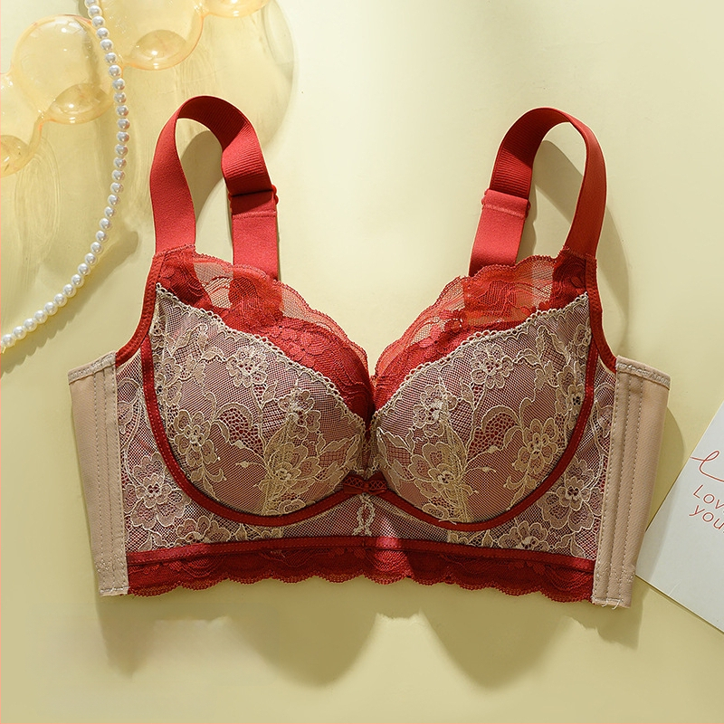 Nėrinių be vielos liemenėlė, 3/4 kupras, plonas formuojamas kupras, reguliuojamos petnešėlės, gale užsegimas su keturiais kabliukais, kvėpuojanti ir palaikanti