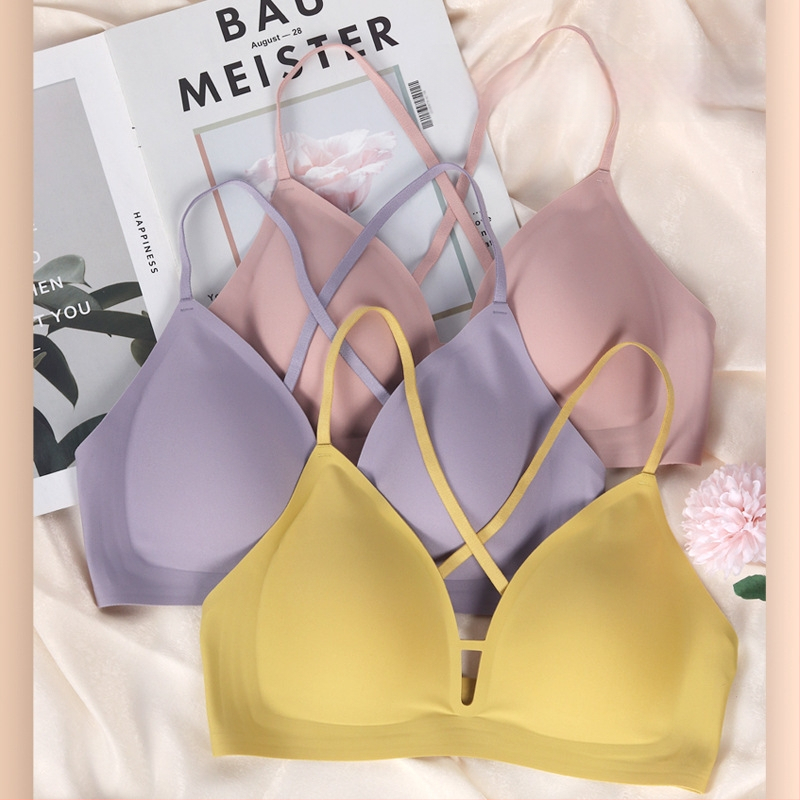 Belaidė liemenėlė be siūlių su plonais formuojamais puodeliais, nuimamomis dvigubomis petnešėlėmis, pilnais puodeliais, šonine užsegimas, kvėpuojantis nailonas