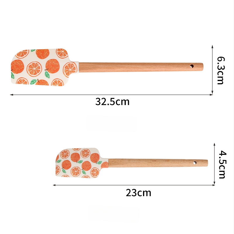 Siliconinė mentele kepimui su medine rankena (Prekės ženklas HY; Medžiaga: silikonas; Tinkama kremams ir glazūrai)