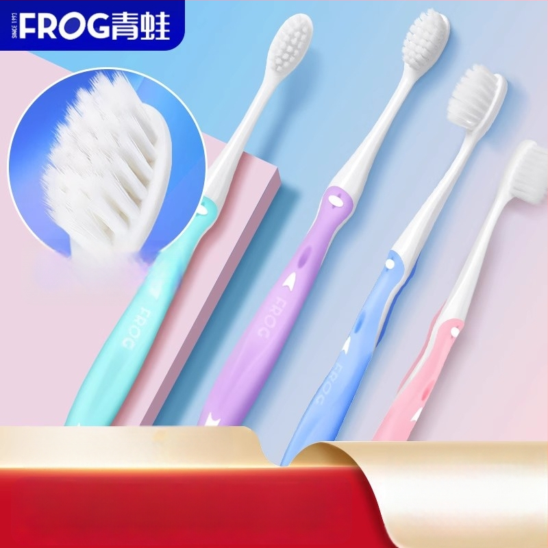 Rankinė dantų šepetėlis Frog QT971, 2 vnt. rinkinys, bendram valymui.