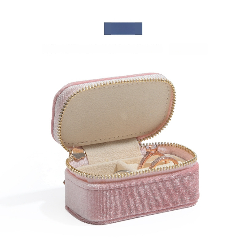 Rīsu velūra juvelierizstrādājumu kastīte prsteniem, auskarām un kulonam — pārnēsājama, augstas kvalitātes iepakojums