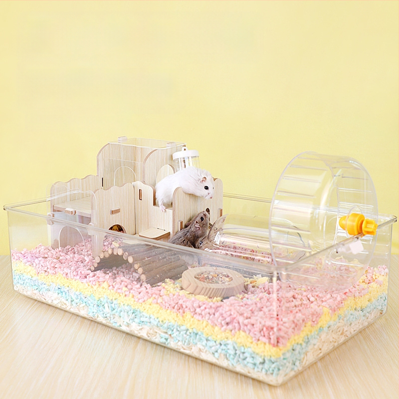 Skaidrus plastikinis hamsterio narvas