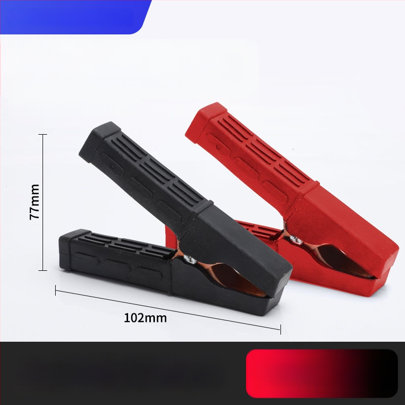 Iš gryno vario pagamintas krokodilo klipsas su gaubteliu laidimu ir automobilio akumuliatoriaus testavimui