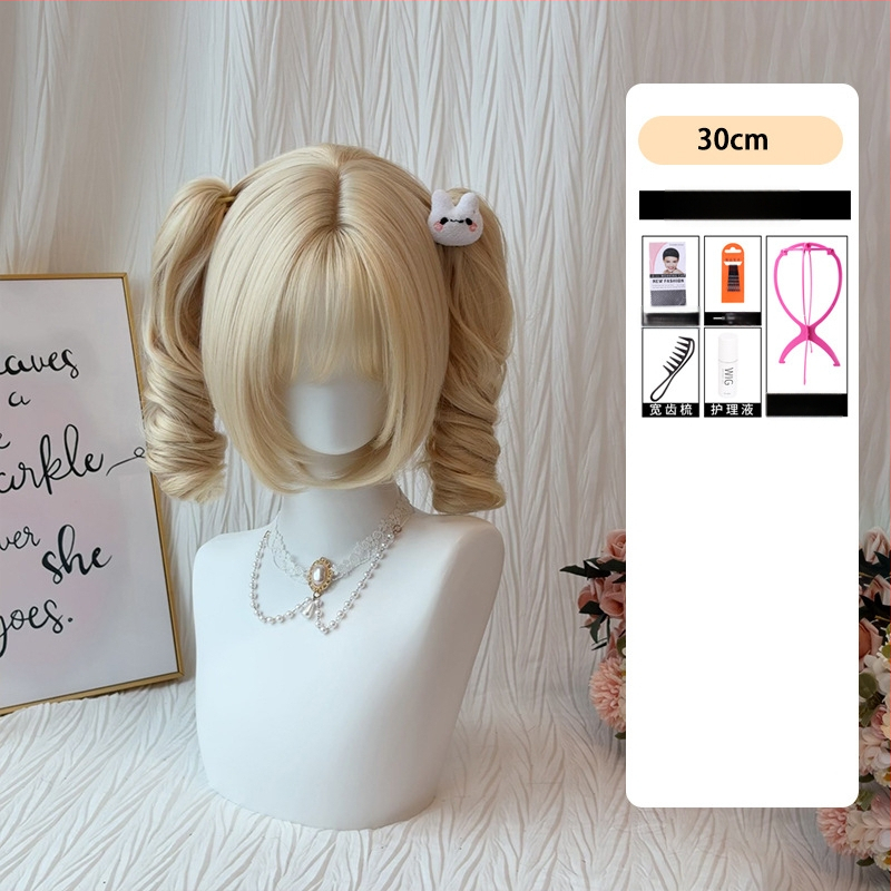 Moteriška plaukka, natūralus jaunatviškas įvaizdis, dvigubi kasneliai, tigro burnos klipas, Romos garbanos, Lolita stilius