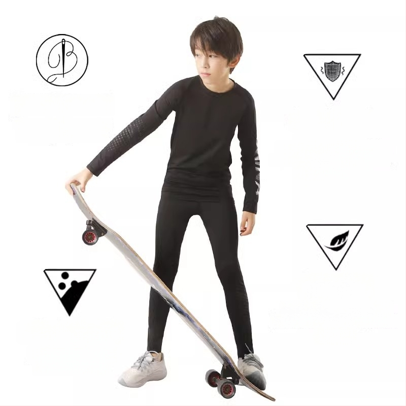 Laste sportlik komplekt — kiire kuivatav, hingav, ülikerge milk silk kangas 8% spandexiga; pikad varrukad, ümmargune kaelus; sügiseseks poistele