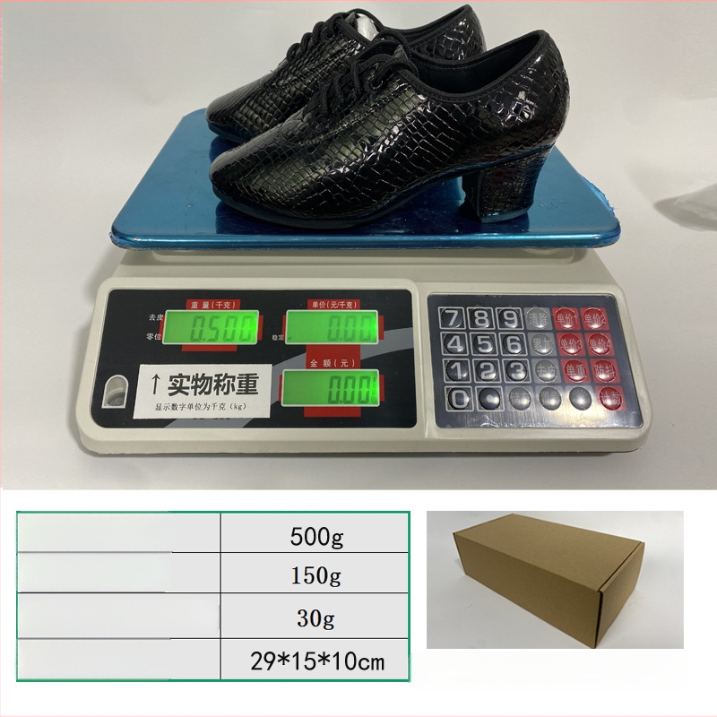 Moterų šokių bateliai - minkštas padas treniruotėms, kvėpuojantys ir lengvi; skirti latino, baletui ir šiuolaikiniam šokiui; viršus: sintetinė oda; pada: guma