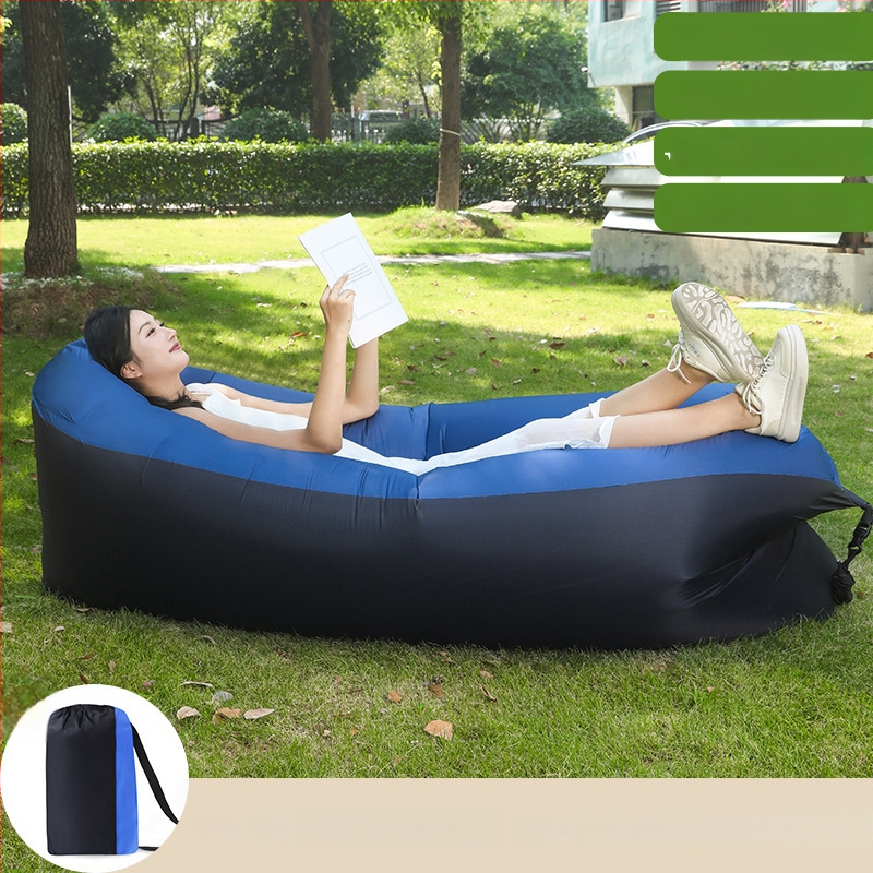 Väliskasutuseks kaasaskantav kokkupandav õhupuhutav diivanvoodi; polüestri pind; kaal 0,8 kg; maksimaalne koormus 150 kg