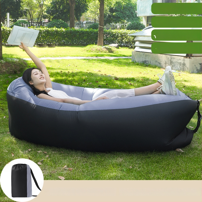 Väliskasutuseks kaasaskantav kokkupandav õhupuhutav diivanvoodi; polüestri pind; kaal 0,8 kg; maksimaalne koormus 150 kg