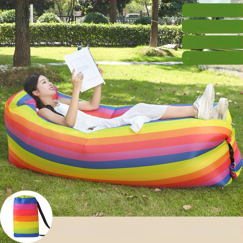 Väliskasutuseks kaasaskantav kokkupandav õhupuhutav diivanvoodi; polüestri pind; kaal 0,8 kg; maksimaalne koormus 150 kg