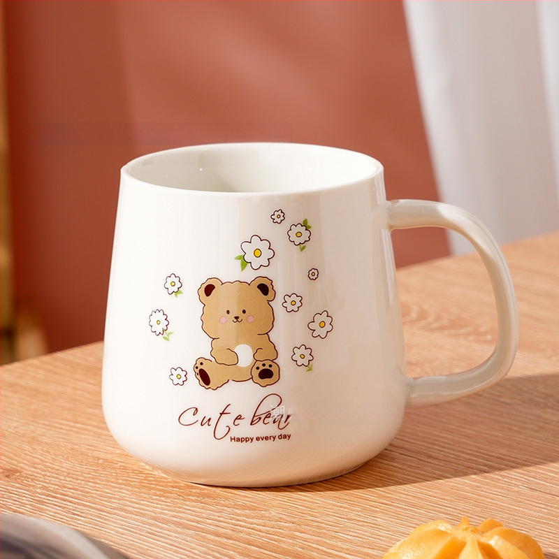 Keraminis puodelis su dangteliu ir šaukšteliu, cilindrinės formos, namų naudojimui