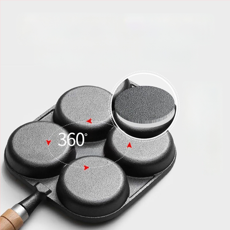 Ketaus kiaušinių keptuvė su 4 skylėmis, nelipnus paviršius, 2 cm gylis, 1 kg svoris, tinka visoms kaitlentėms