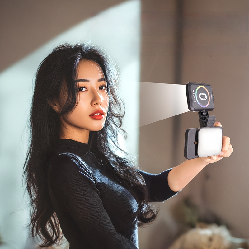 Magnetinė LED šviesa mobiliems telefonams, nešiojamas rankinis apšvietimas live ir selfie, 5W, įmontuota baterija, modelis W80RGB