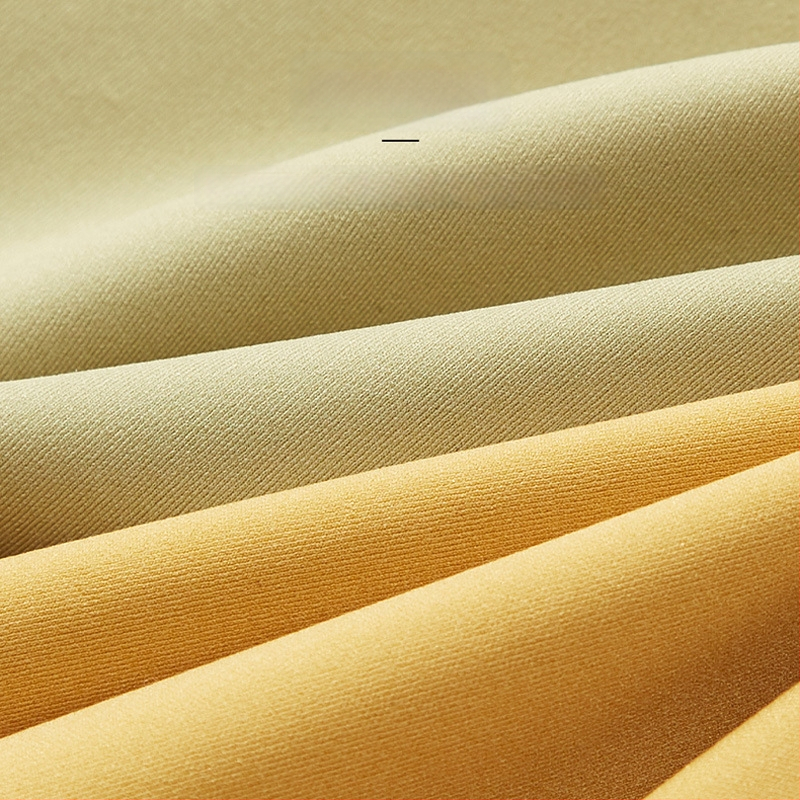 Be vielos, be siūlių, su formuotais puodeliais, vest stiliaus liemenėlė, su fiksuotais dvigubais peties dirželiais, nailonas/elastanas