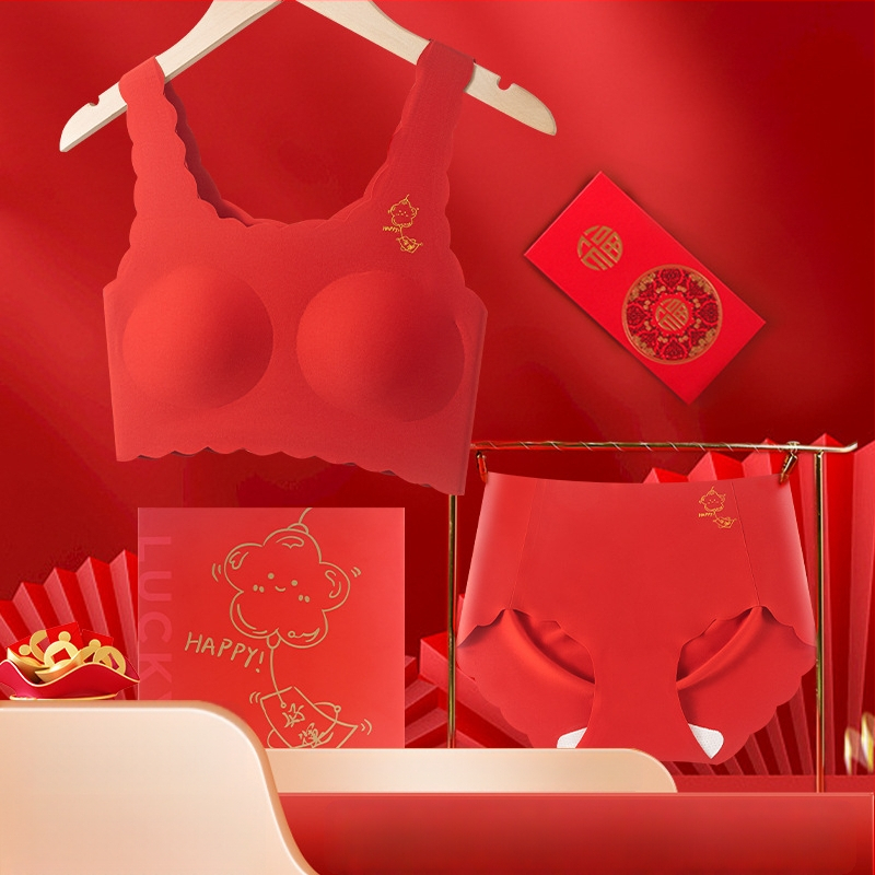 Mergaitėms be siūlių liemenėlės komplektas, sportiškas kasdienis stilius, 3/4 kaušelis, plonas formuojamas putas įdėklas, pagrindinė medžiaga – nailonas, įdėklai – nailonas, be vielos, fiksuotos dvigubos petnešėlės, amžius 12-15 metų