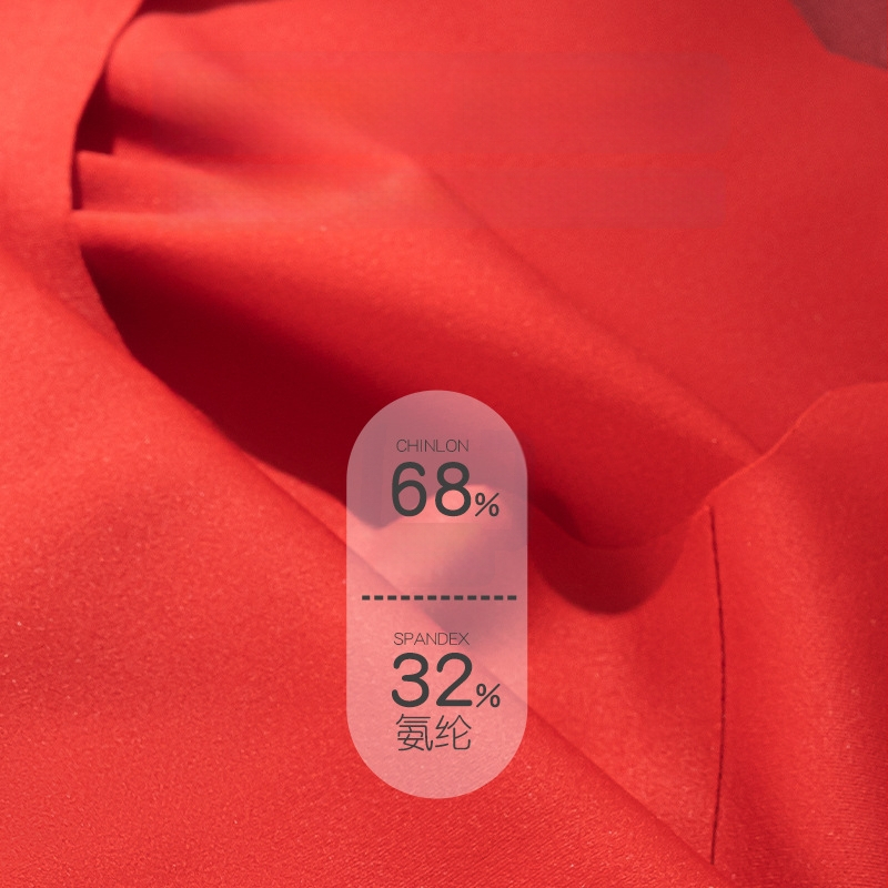 Mergaitėms be siūlių liemenėlės komplektas, sportiškas kasdienis stilius, 3/4 kaušelis, plonas formuojamas putas įdėklas, pagrindinė medžiaga – nailonas, įdėklai – nailonas, be vielos, fiksuotos dvigubos petnešėlės, amžius 12-15 metų