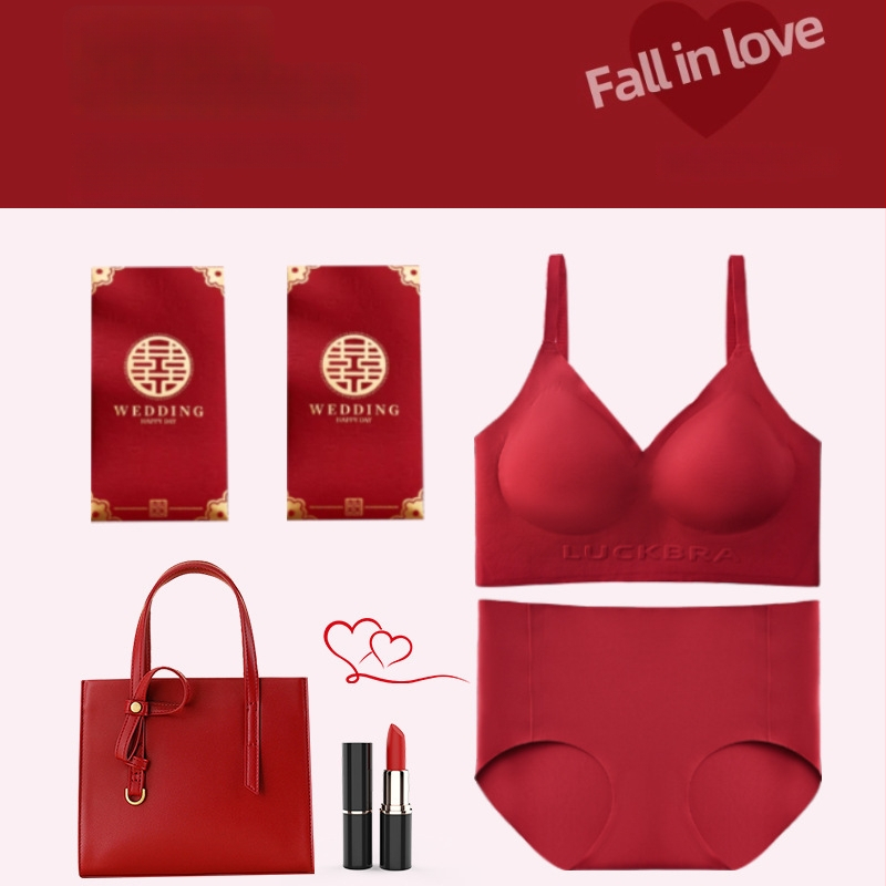 Bevielinis vestuvinis moterų apatinių komplektas - liemenėlė su 3/4 kaušeliais, plonos formuojančios kupos, pagrindinis audinys 66% nailonas, 34% spandeksas, užpakalinis užsegimas su keturiais kabliukais