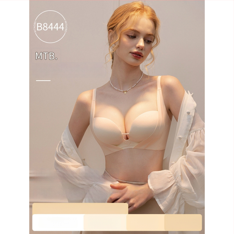 Moteriška nailoninė liemenėlė su pakėlimo efektu, be siūlių, vidutiniškai formuojama kaušeliu, diskreti parama