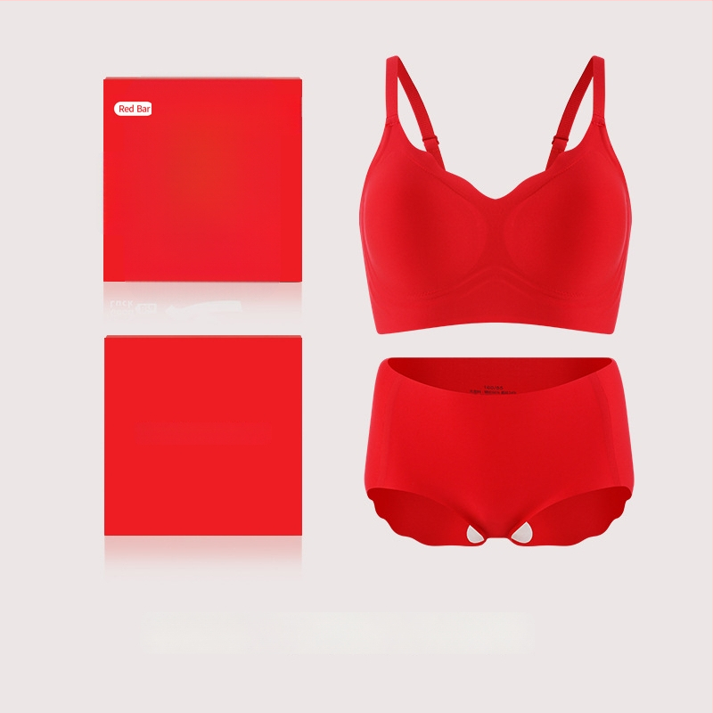 Bešvų push-up liemenėlė su 3/4 puodeliais, medvilniniai formuoti puodeliai, pagrindinis audinys nailonas su elastanu, vidinė spandekso danga, fiksuotos dvigubos petnešos, dovanų dėžutė