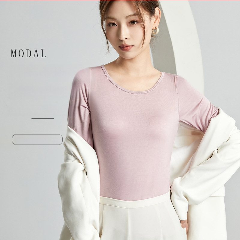 Naiste pidžaama-top ümmarguse kaela ja pikkade varrukatega, viskoosest kangast, paksusega 201–250 g/m², hingav ja mugav koduseks riietuseks