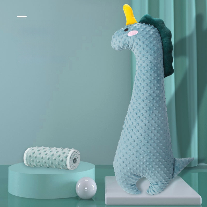 Pidole kūdikio pliušinis miego pagalvėlis – saldainio formos, tinkamas kūdikiams 0–3 metų; įdėklas: poliesterio pluoštas