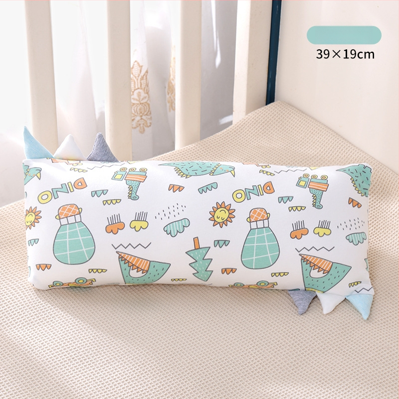 Vaikų pagalvė, stačiakampė, bambuko pluošto ir medvilnės branduolys, žemas profilis 1–5 cm, animacinio stiliaus