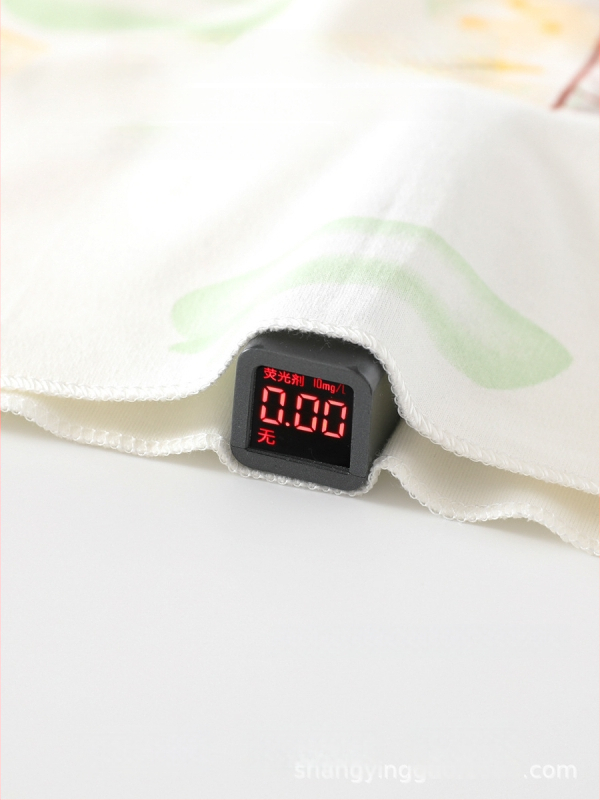 Beebi mähkimiseks mõeldud 100% puuvillane kerimisriie karikatuurmustriga, turvaklass A, sobib kevad-suve-sügisel-talveks