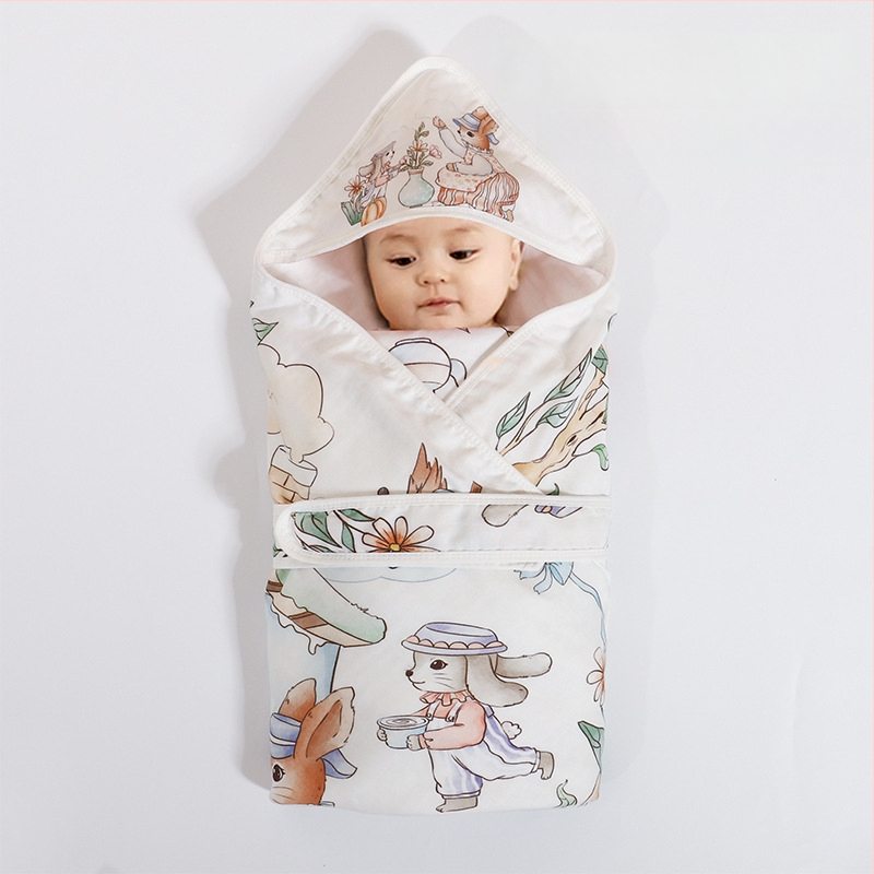 Naujagimio įvyniojimo pledas iš bambuko pluošto, vasarinė lengva versija, iki 0,5 kg, karikatūrų dizainas