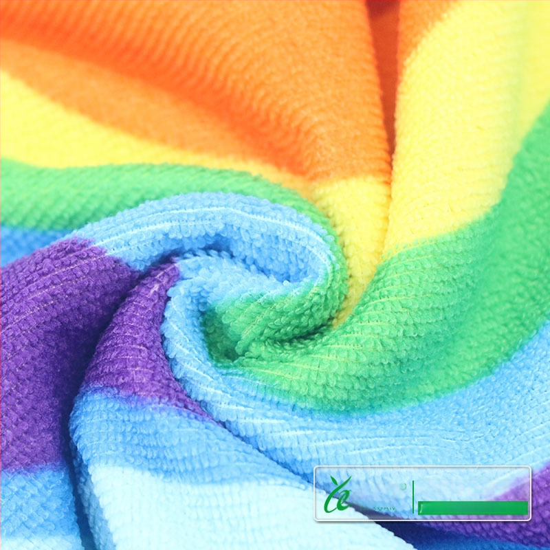 Vaikų gobtuvinis rankšluostis iš superfinio pluošto su reaktyviu spaudiniu karikatūros dizainas, svoris 200-300 g, 150D polieteris, pritaikomi raštai