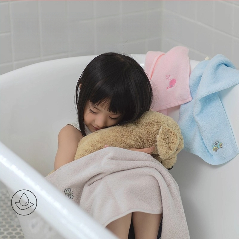 Sanli medvilninis veido rankšluostis su siuvinėjimu, 32S siūlai, svoris mažiau nei 50 g