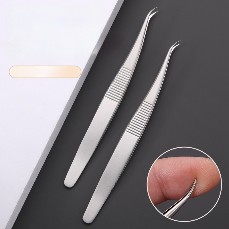 Nerūdijančio plieno pincetės aknei ir juodoms dėmėms – prekės ženklas Medium Tweezers, neimportuotas, kasdieninei naudai