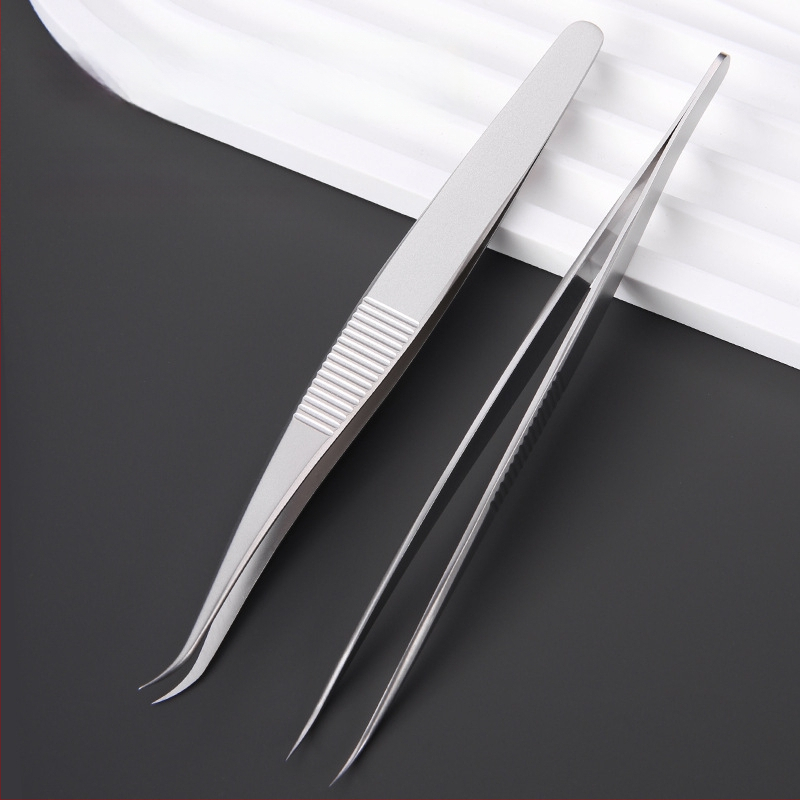 Nerūdijančio plieno pincetės aknei ir juodoms dėmėms – prekės ženklas Medium Tweezers, neimportuotas, kasdieninei naudai