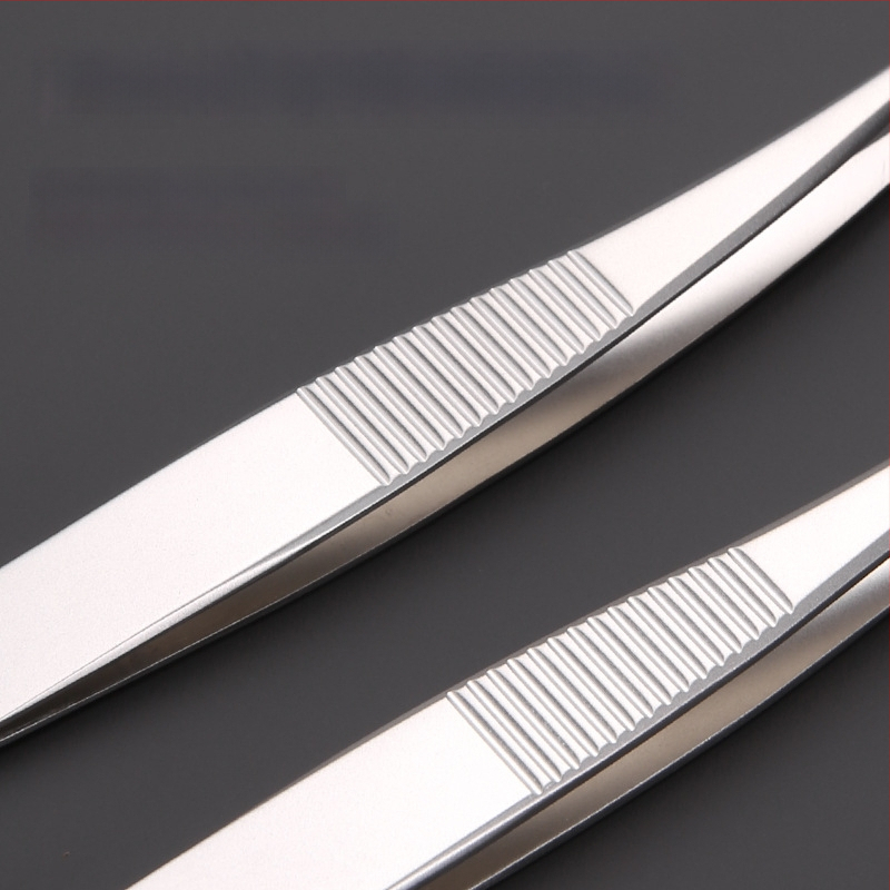 Nerūdijančio plieno pincetės aknei ir juodoms dėmėms – prekės ženklas Medium Tweezers, neimportuotas, kasdieninei naudai