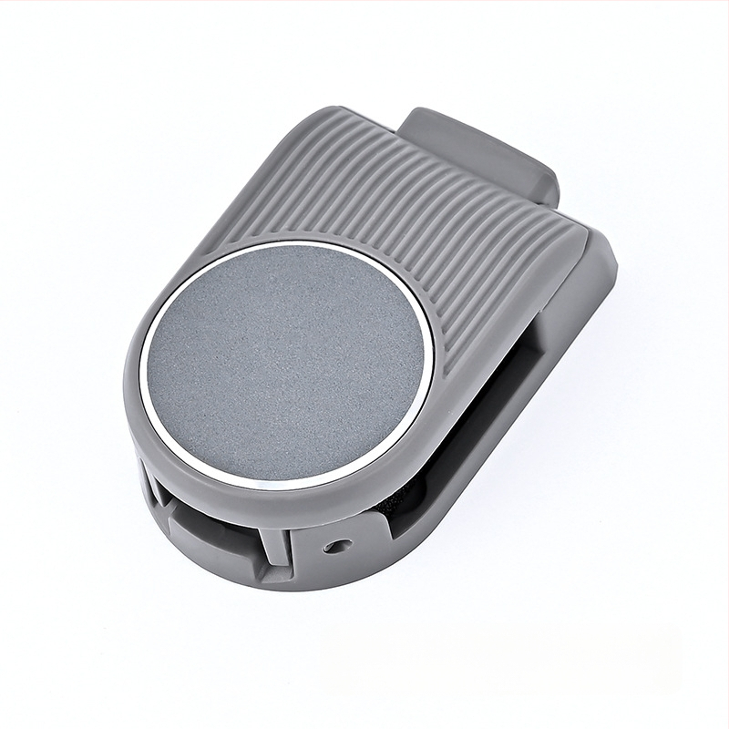 Automobilinis akinių laikiklis – akinių klipsas, bilieto/ID laikiklis, mažų daiktų saugojimas